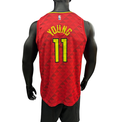 NIKE SWINGMAN JERSEY NBA HAWKS YOUNG # 11