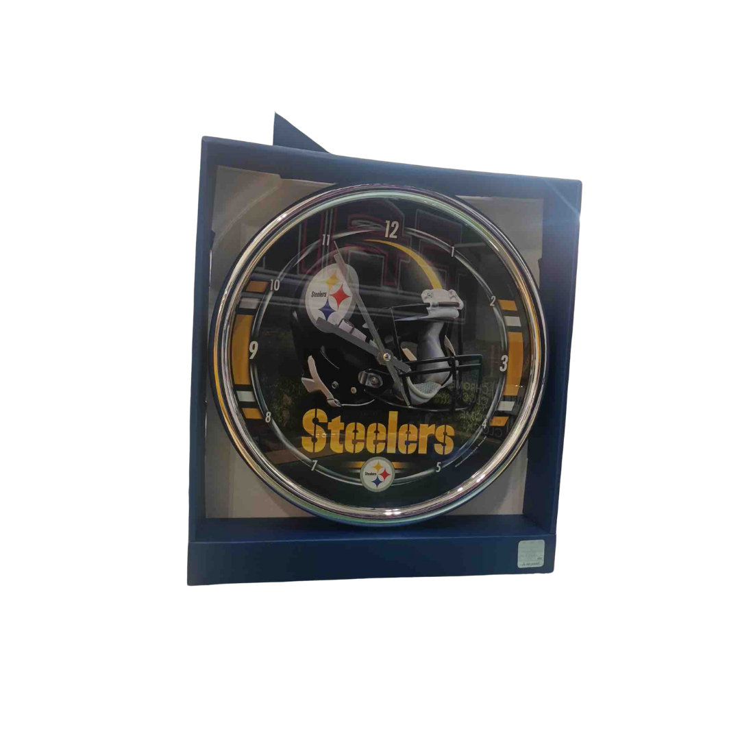 ROUND CHROME CLOCK NFL STEELERS TEAM COLOR