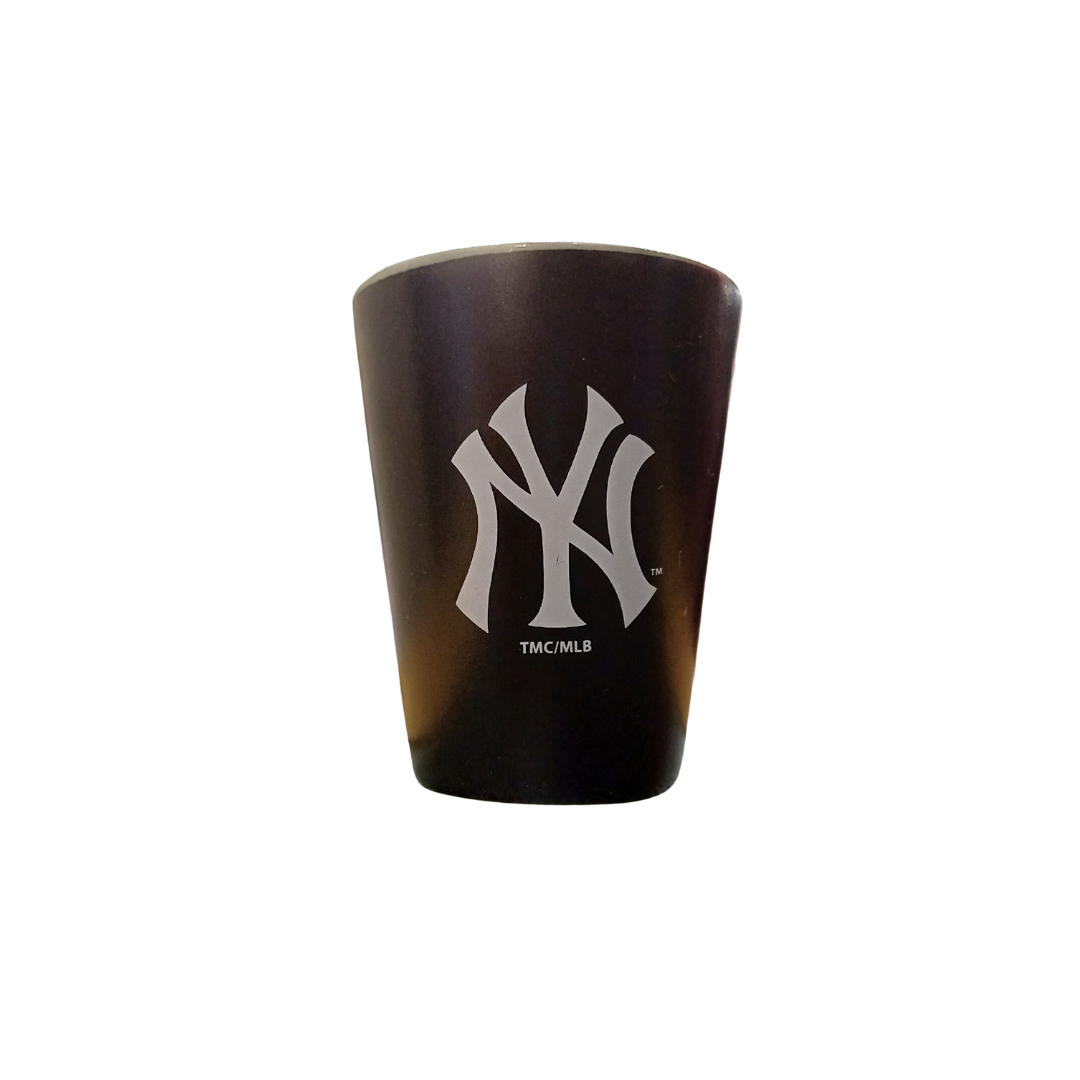 MATTE BLACK/INNER COLOR SHOT MLB YANKEES 2OZ BLACK/TEAM COLOR